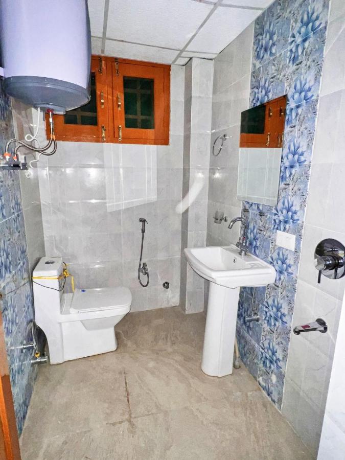 Roseline Inn Σριναγκάρ Εξωτερικό φωτογραφία