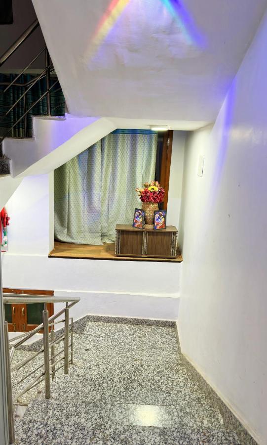 Roseline Inn Σριναγκάρ Εξωτερικό φωτογραφία
