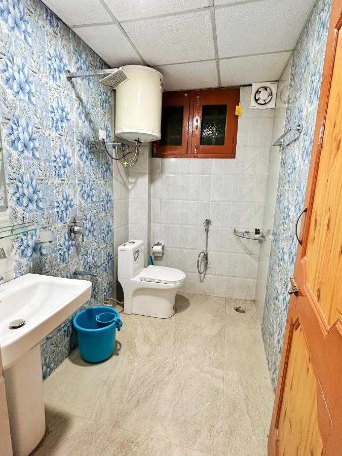 Roseline Inn Σριναγκάρ Εξωτερικό φωτογραφία
